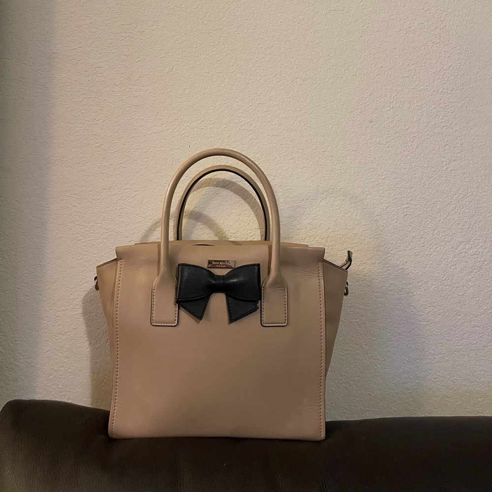 Kate Spade please check all picture of condition - Picture 5 of 17